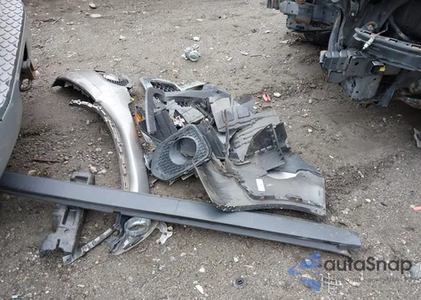 2011 Kia Sorento Lx z USA, uszkodzony, nr VIN 5XYKT4A16BG094090